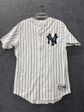 Vintage Majestic New York Yankees Pinstripe Baseball Jersey Size L